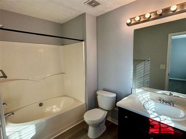 Building Photo - 4249 High Park Ln