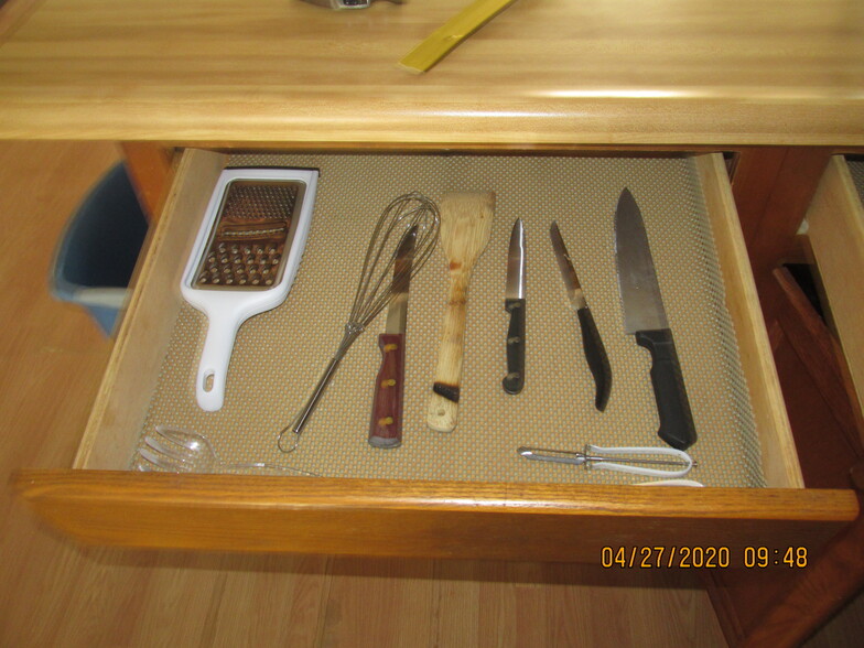 Utensils - 799 Donnell Blvd