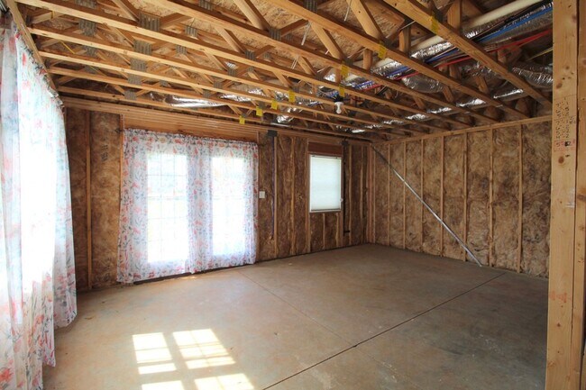 Building Photo - 1428 Appaloosa Ct