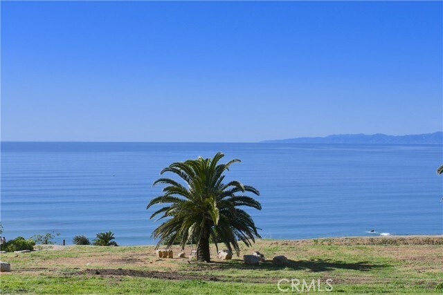 Building Photo - 2120 Palos Verdes Dr W