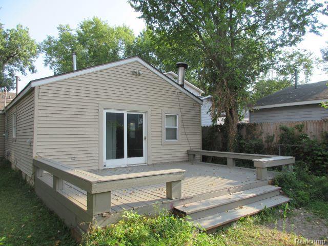 Building Photo - 4059 Chenlot St