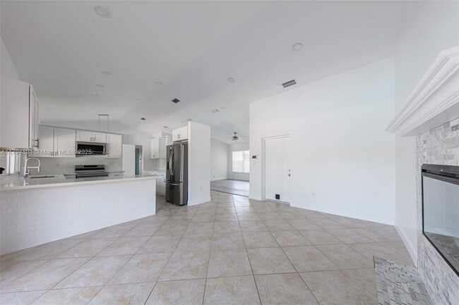 Building Photo - 3401 SW 141st Ave
