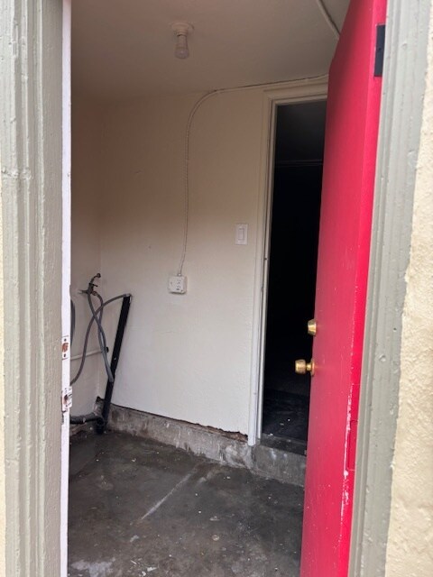 Building Photo - 33 17th St