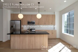 Building Photo - 1951 Flyns Hollow Ct