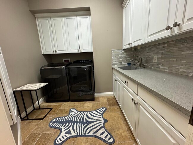 Laundry Room - 3160 Bel Air Dr