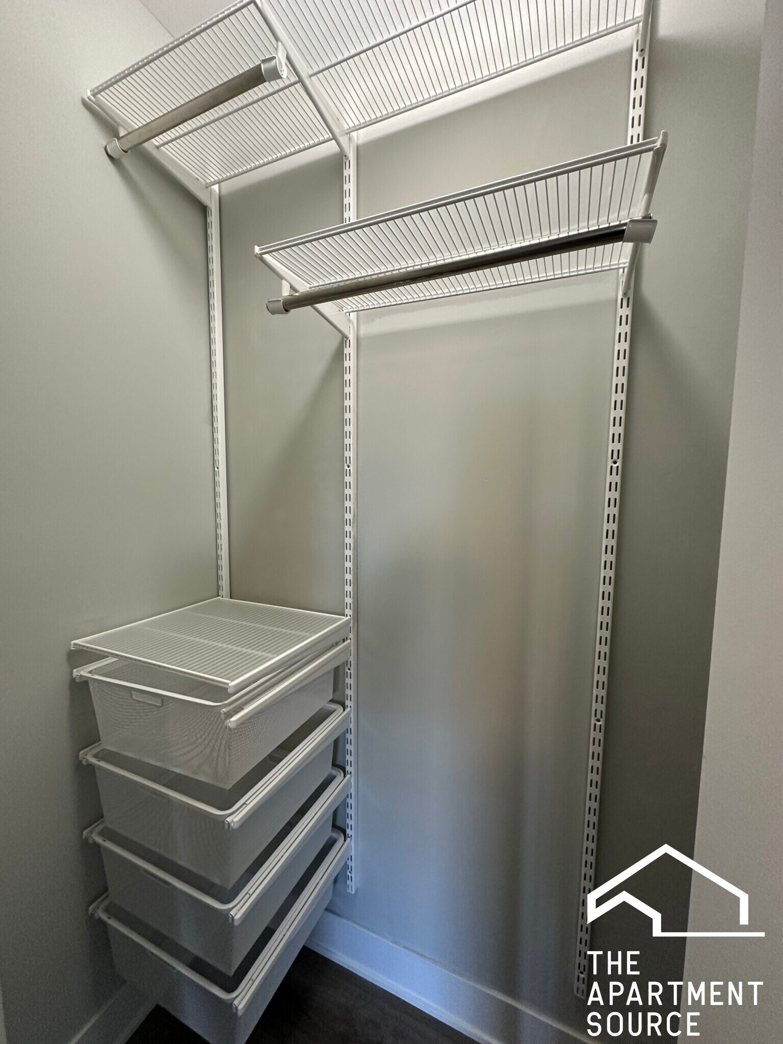 Building Photo - 730 Judson Ave