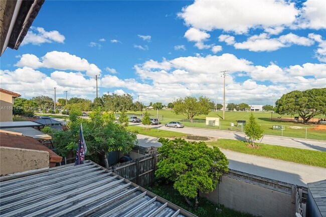 Building Photo - 6023 SW 133rd Ct
