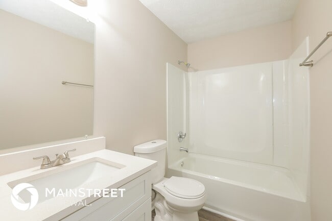 Building Photo - 1576 Ember Cir SW