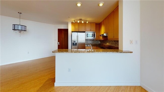 Building Photo - 1 W Exchange St