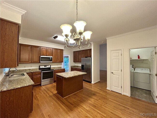 Building Photo - 1520 Crawford Wood Dr