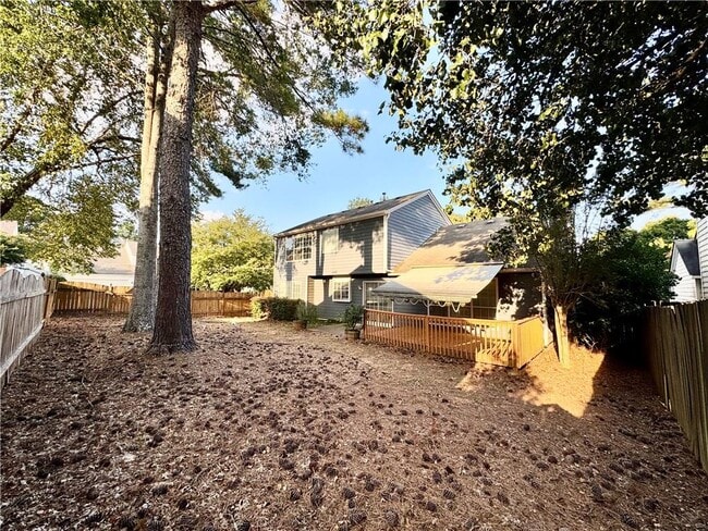 Building Photo - 11865 Carriage Park Ln