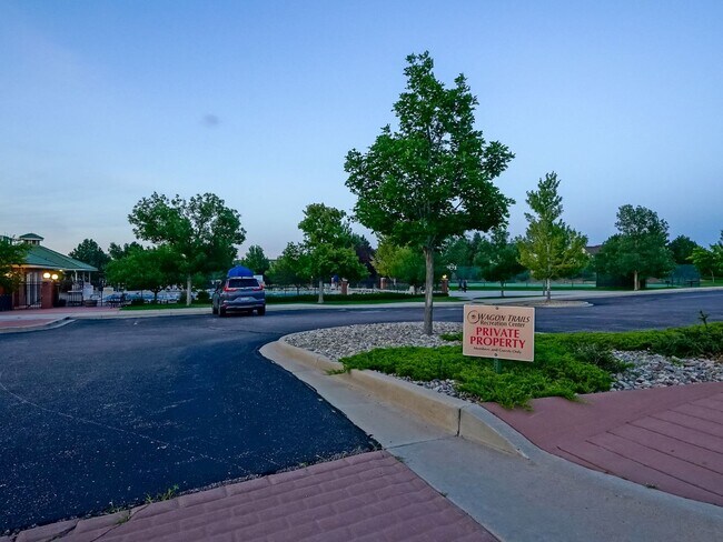 Building Photo - 5038 Chariot Dr