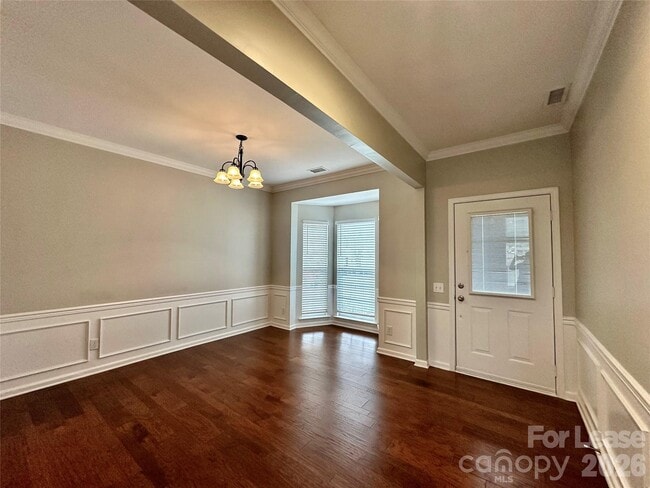 Building Photo - 5307 Bentgrass Run Dr