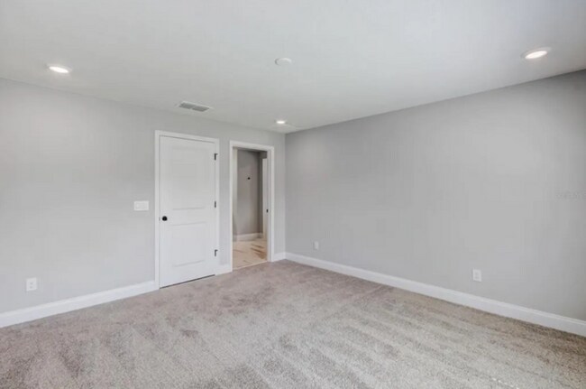 Building Photo - 1745 Hourglass Dr