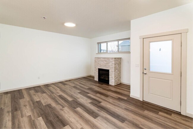 Building Photo - Beautiful Home in Highly Desired NW Redmond Neighborhood