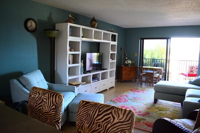 Building Photo - 3210 Gulf Blvd