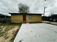 Building Photo - 714 S River St