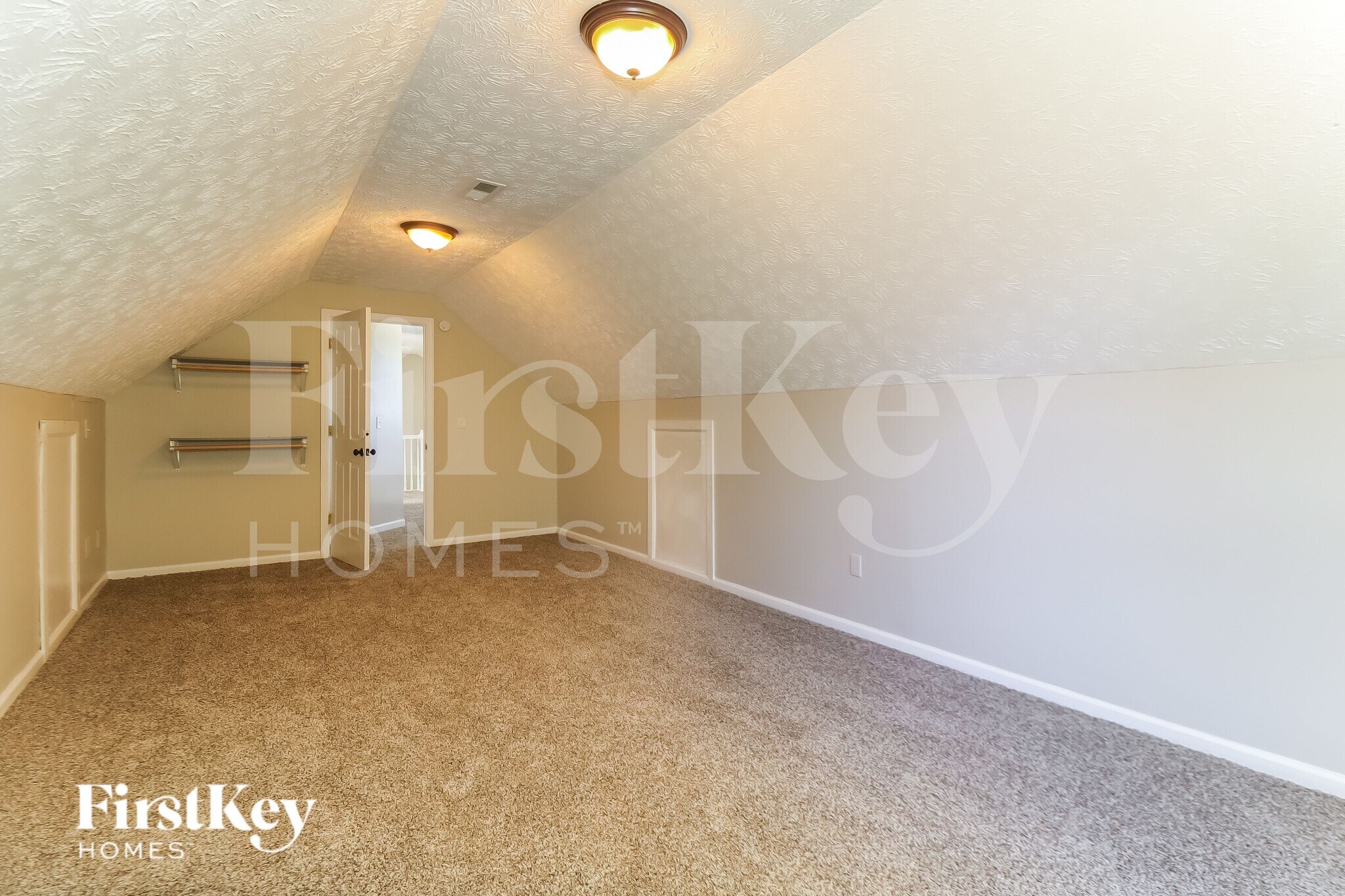 Building Photo - 4513 Waterman Dr