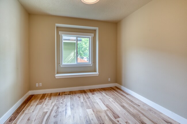 Building Photo - 7150 W Tobi Ct