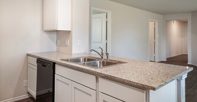 Building Photo - 6533 Baroque Ter