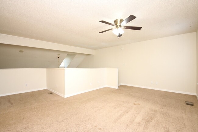 Building Photo - Spacious 3BR/2BA Home in West Pensacola – ...