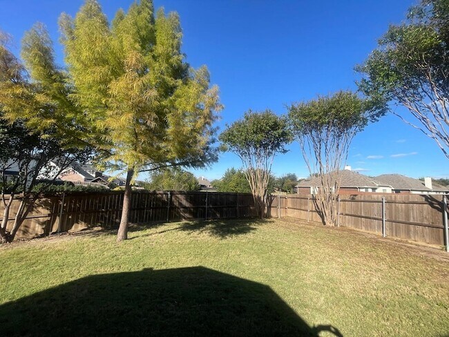 Building Photo - 8416 Sonnet Dr