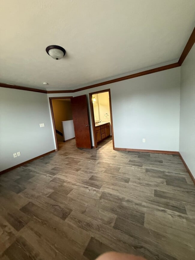 Building Photo - 3708 W 93rd St