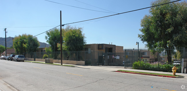Building Photo - Parkview Apartments