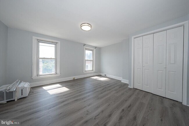 Building Photo - 4707 Smick St