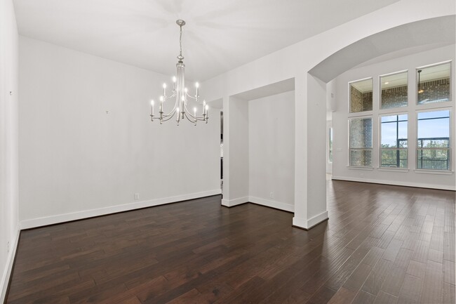 Building Photo - 4008 Canaleta