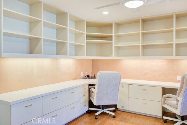 Building Photo - 5089 Ovalo