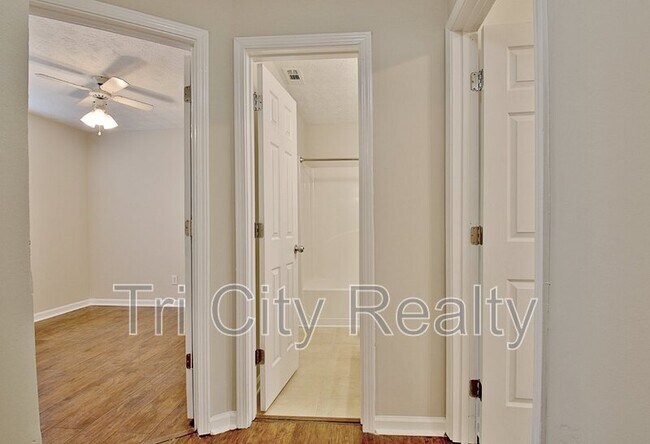 Building Photo - 350 Cobbler Dr