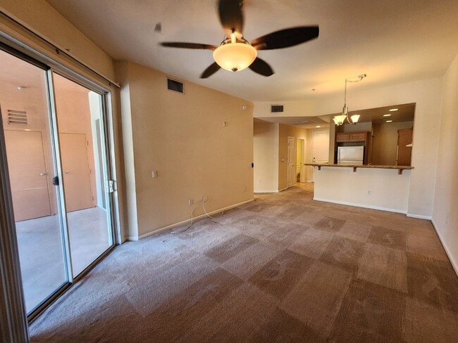 Building Photo - Luxury 1 bedroom condo unit on the 3rd Floor just off the "South LV Strip"
