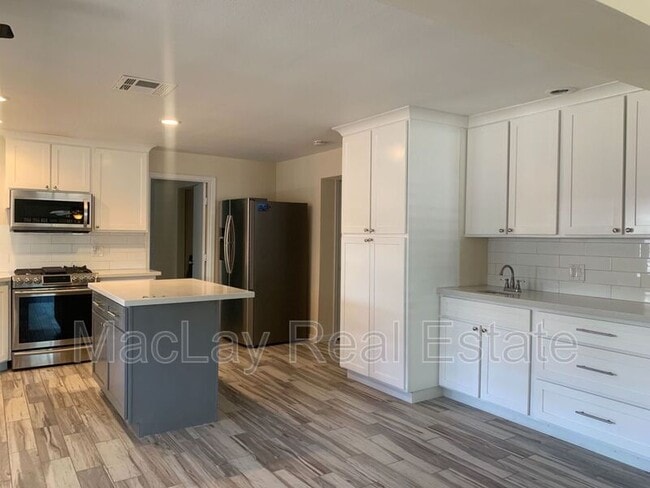 Building Photo - 4214 N 19th St