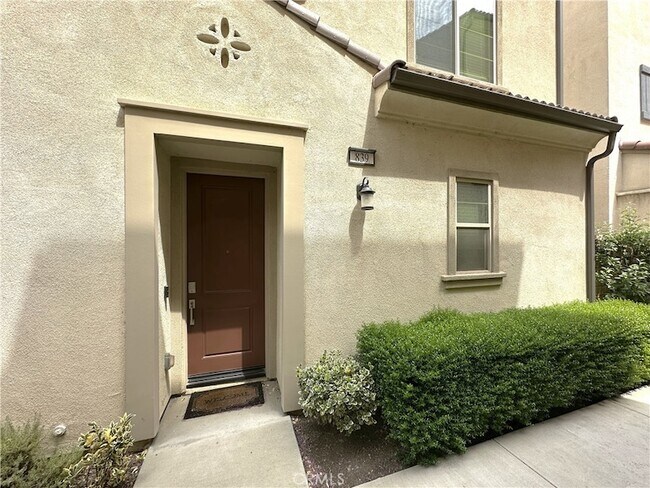 Building Photo - 839 Cranberry Way