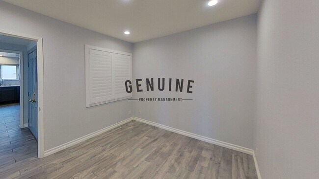 Building Photo - Coming Soon: Remodeled 4Bd 2Ba Home in Fou...