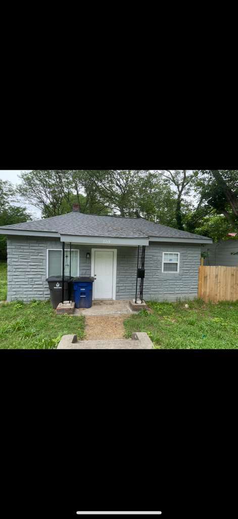 Primary Photo - 2219 Booker St