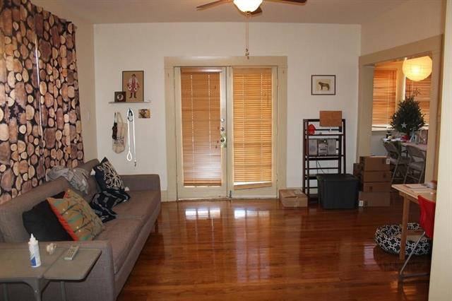 Building Photo - 1420 W 10th St