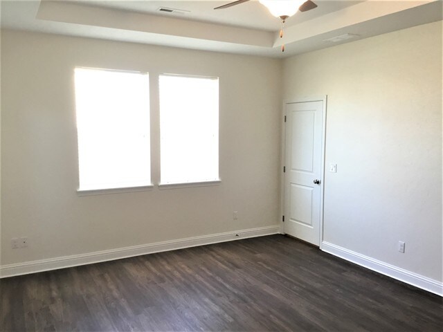 Building Photo - 61 S Lancaster Drive