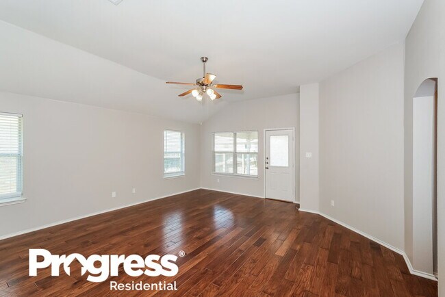 Building Photo - 7617 Rainbow Creek Dr