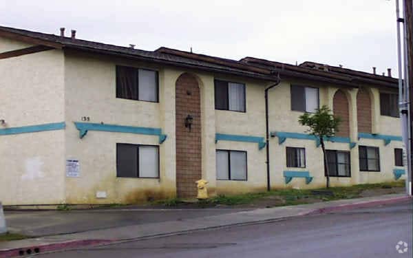 Building Photo - Averil Villas