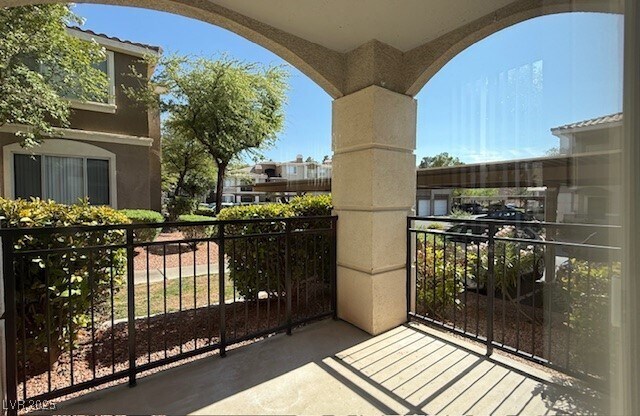 Building Photo - 2900 Sunridge Heights Pkwy