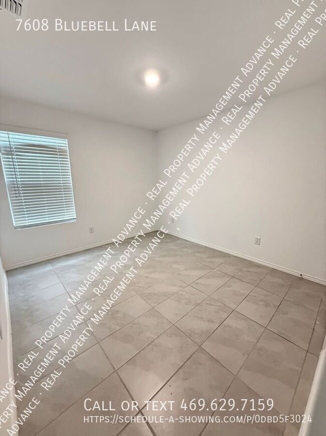 Building Photo - 7608 Bluebell Ln