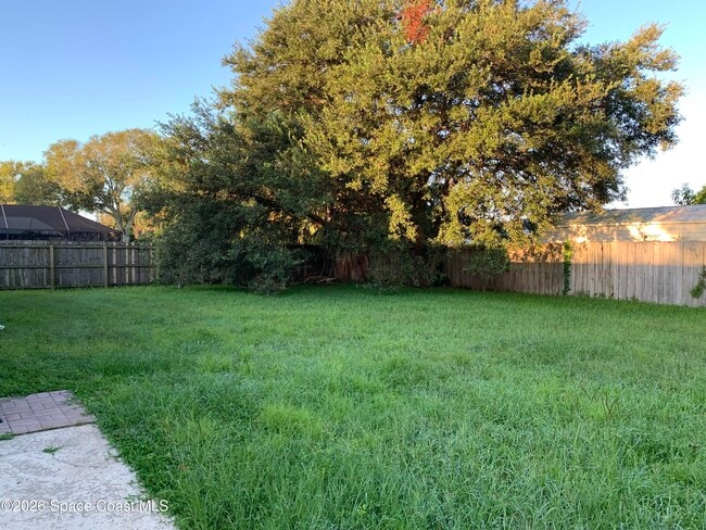 Building Photo - 920 Briarwood Blvd NE