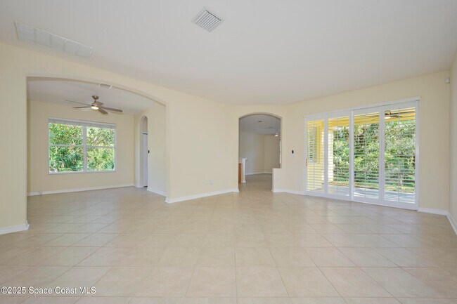 Building Photo - 9086 107th Ct