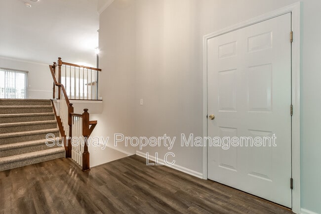 Building Photo - 10 Sea Breeze Ct