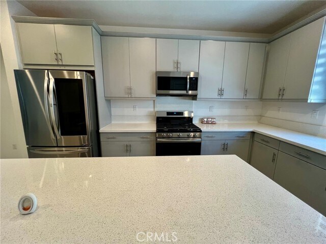 Building Photo - 123 Scratch Rd