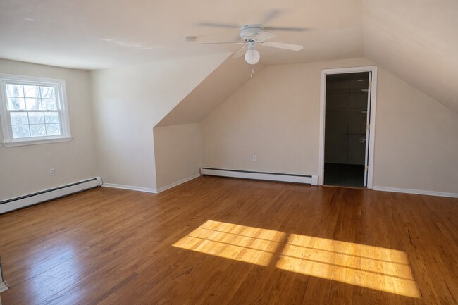 Building Photo - Spacious 4-Bedroom Home Located on a Quiet Street in Manheim Township!