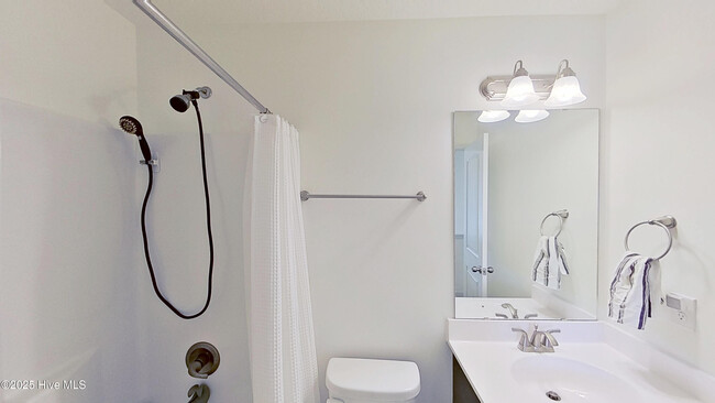 Building Photo - 837 Tuscarora Trl