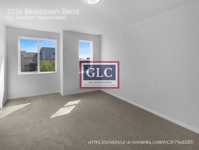 Building Photo - 3234 Bridgeway Dr